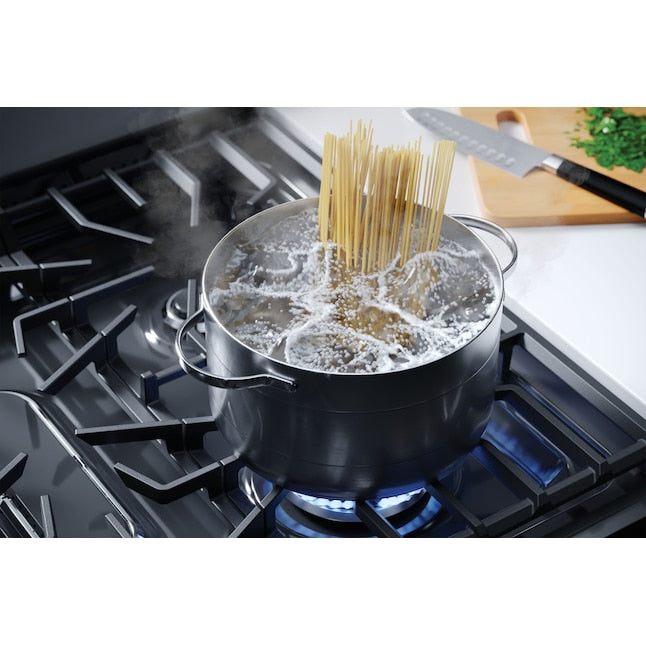 Frigidaire 30-in 5 burners 5.1-cu ft Slide-In Natural Gas Range ( Stainless steel )