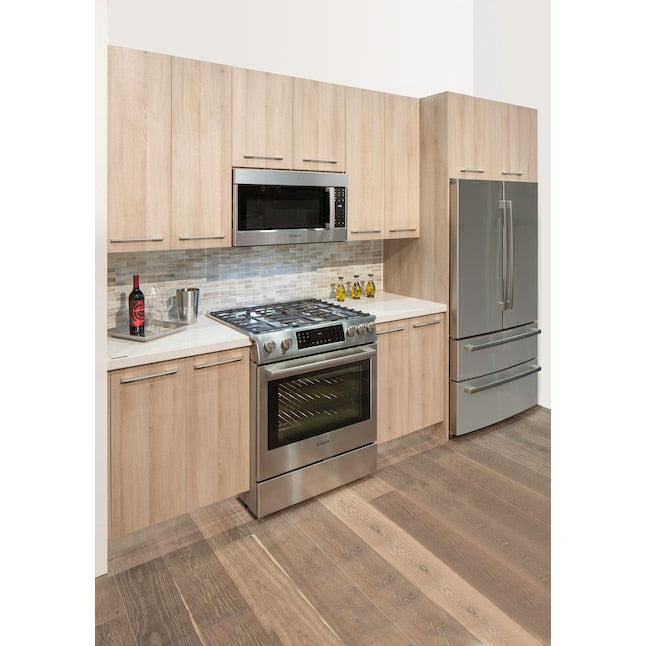 Bosch Benchmark Series 1.9-cu ft 30-in Over-the-Range Convection Microwave with Sensor Cooking ( Stainless steel )