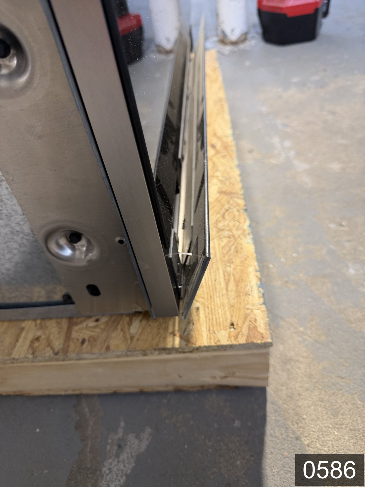 Cafe Modern Glass 30 inch Smart Compatible Single Electric Wall Oven with Air Fry True Convection and Self + Steam Cleaning ( Platinum Glass )