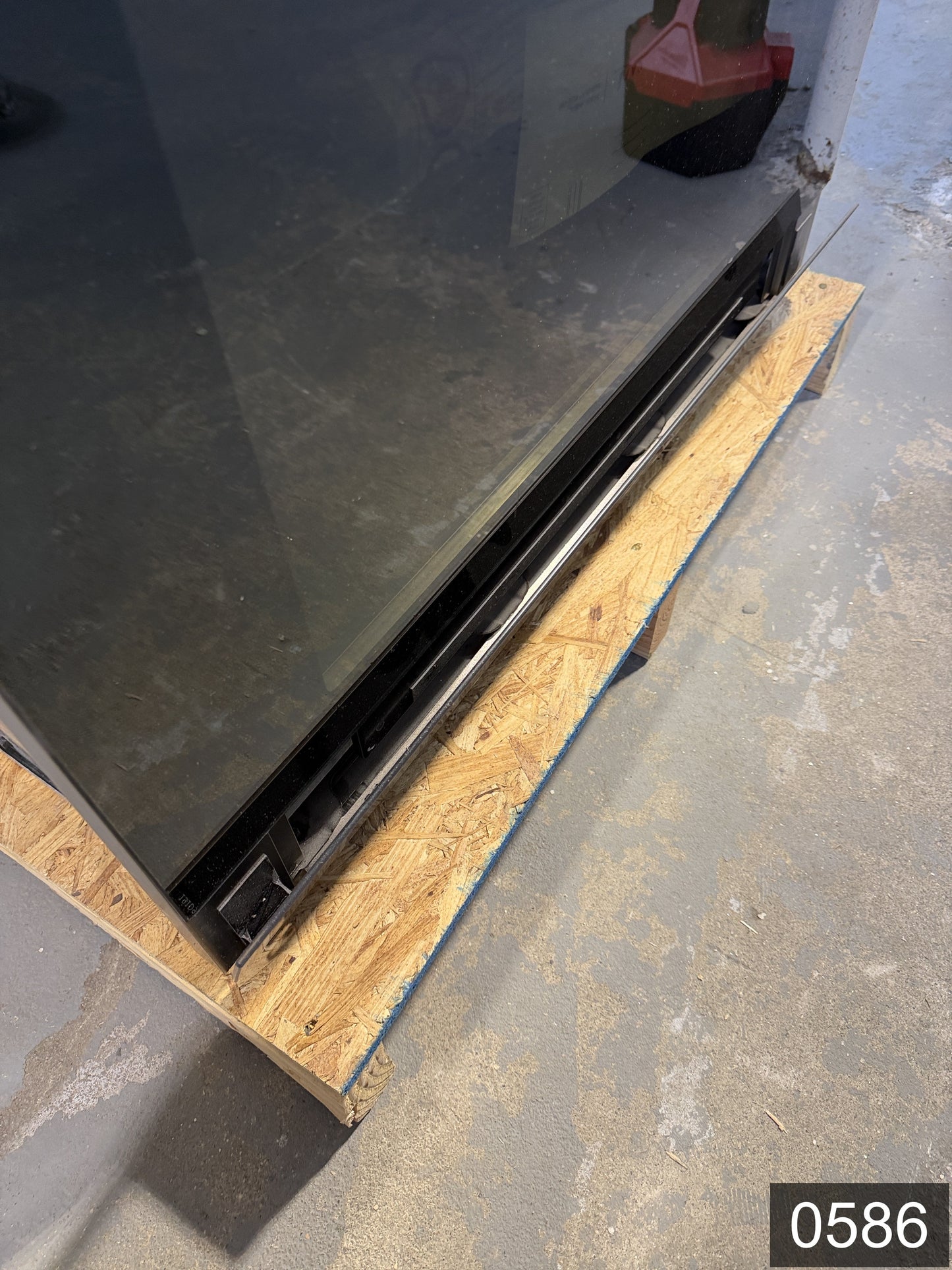 Cafe Modern Glass 30 inch Smart Compatible Single Electric Wall Oven with Air Fry True Convection and Self + Steam Cleaning ( Platinum Glass )