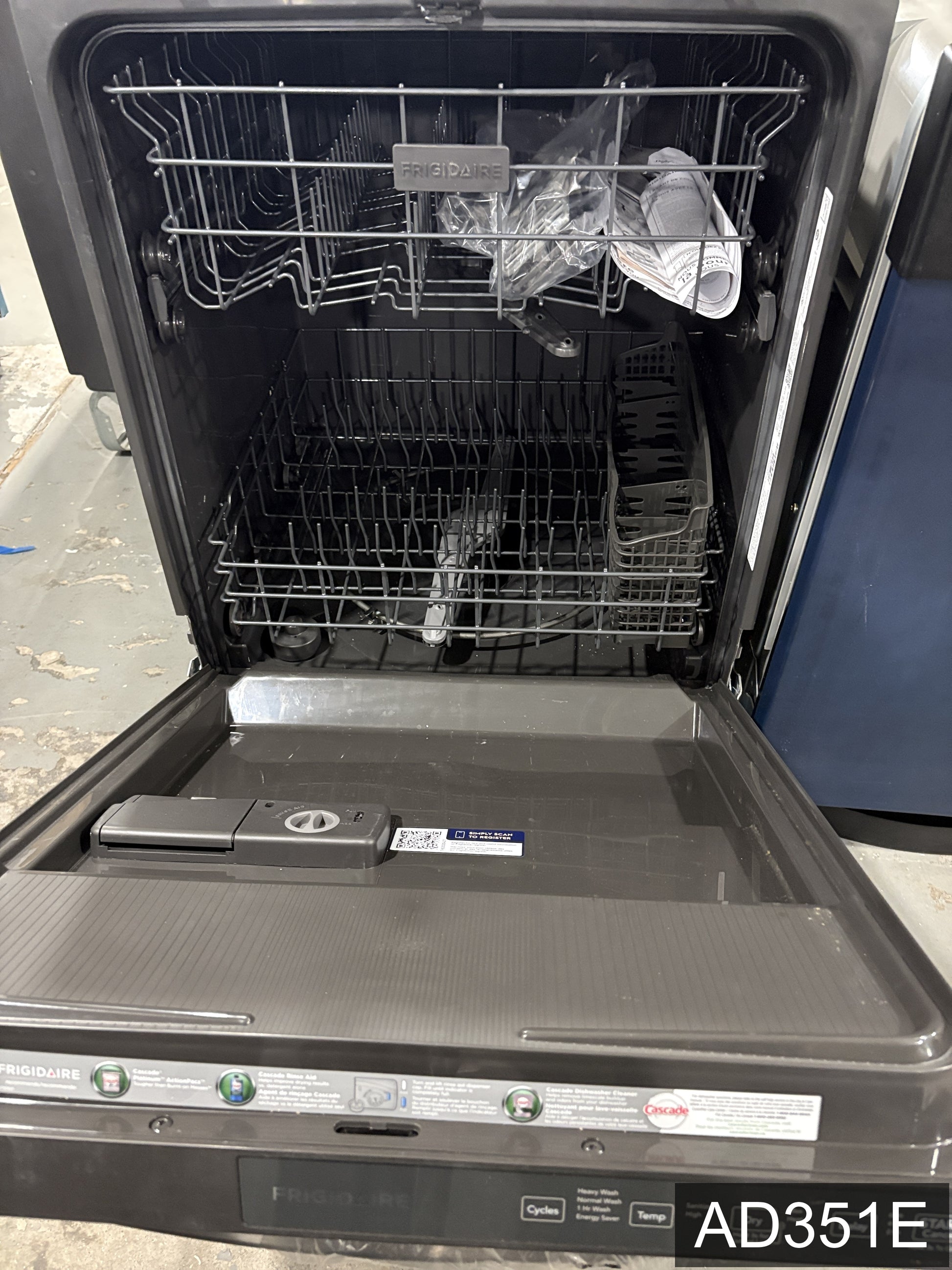 sha1:aa413756714af14596e8d0bb7ab8e961cf4475a0