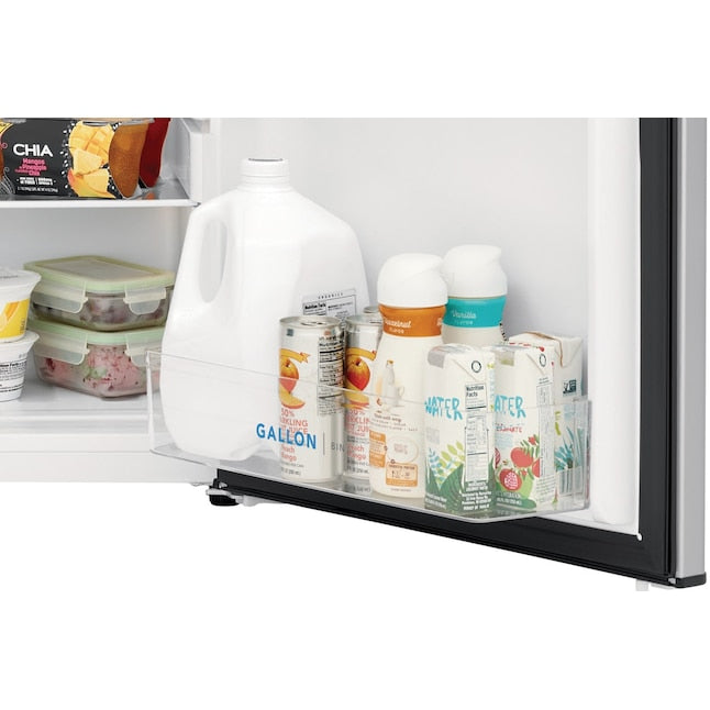Frigidaire 4.5-cu ft Mini Fridge with Freezer ( Silver mist ) ENERGY STAR