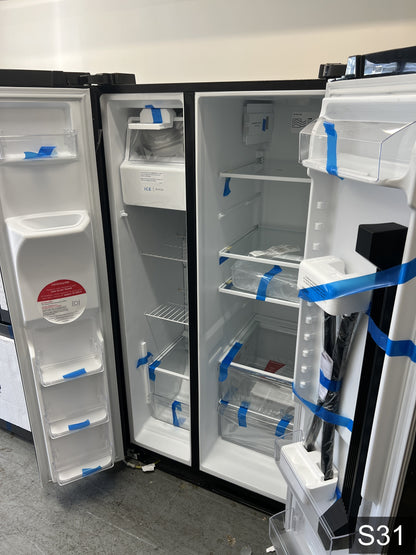 Frigidaire 25.6-cu ft Standard-Depth 36-in Wide Side-by-Side Refrigerator with Ice Maker ,Water and Ice Dispenser ( Black ) ENERGY STAR Certified