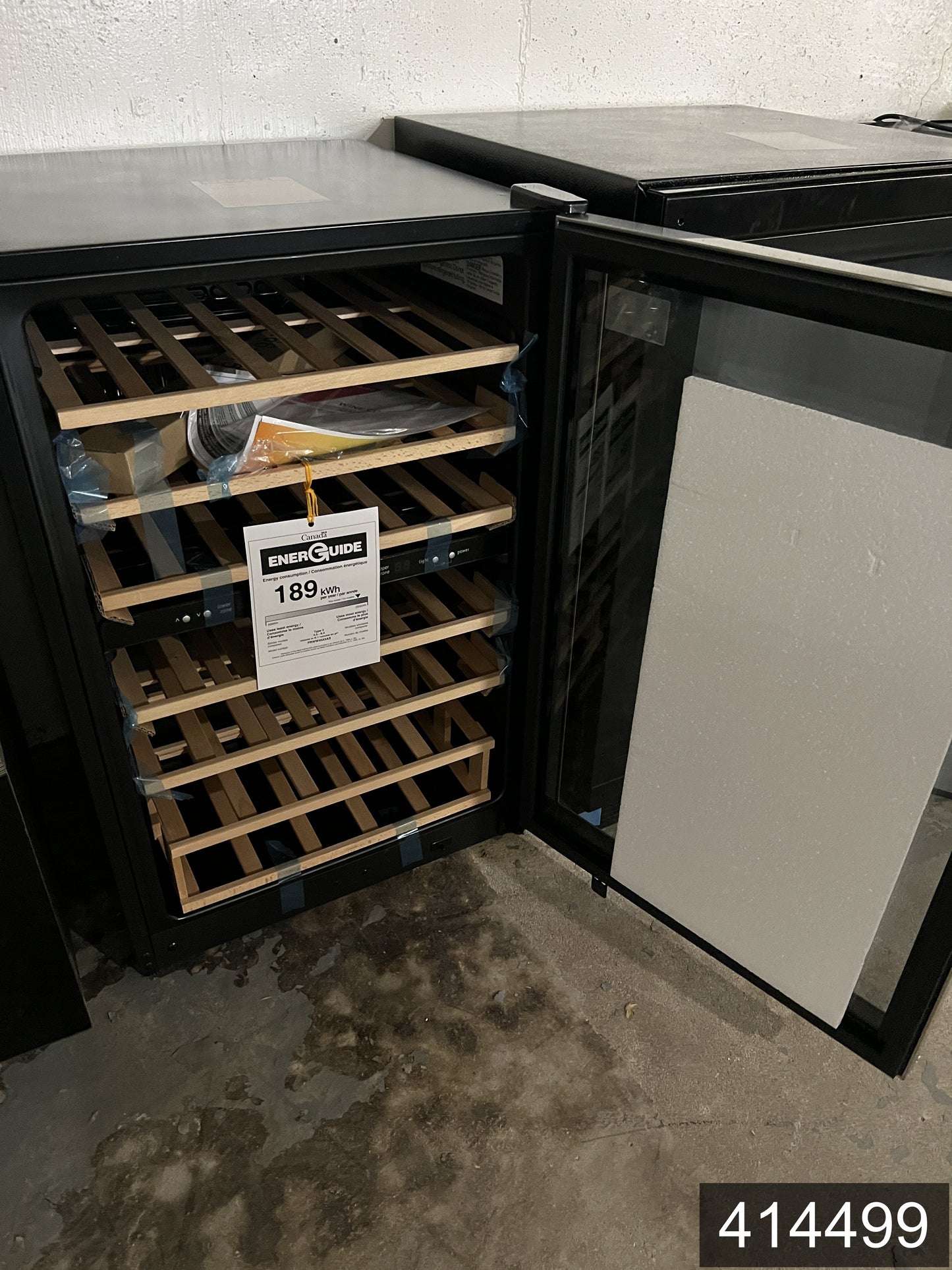 Frigidaire 21.5-in W 45 -Bottles Stainless Steel Dual Zone Cooling Freestanding Indoor Wine Cooler