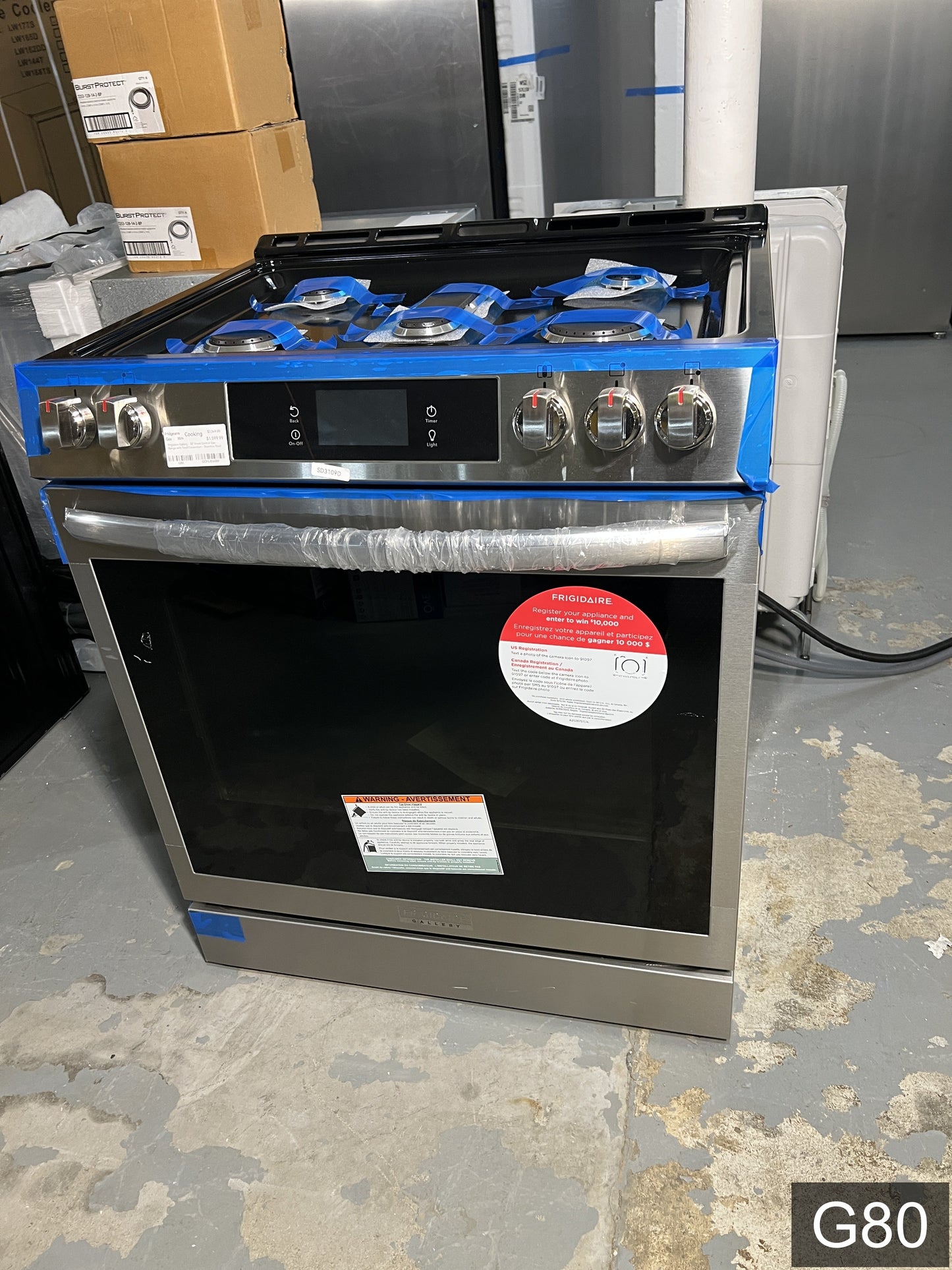 Frigidaire Gallery 30-in 5 burners 6-cu ft Air Fry Convection Oven Slide-In Natural Gas Range ( Fingerprint Resistant Stainless Steel )