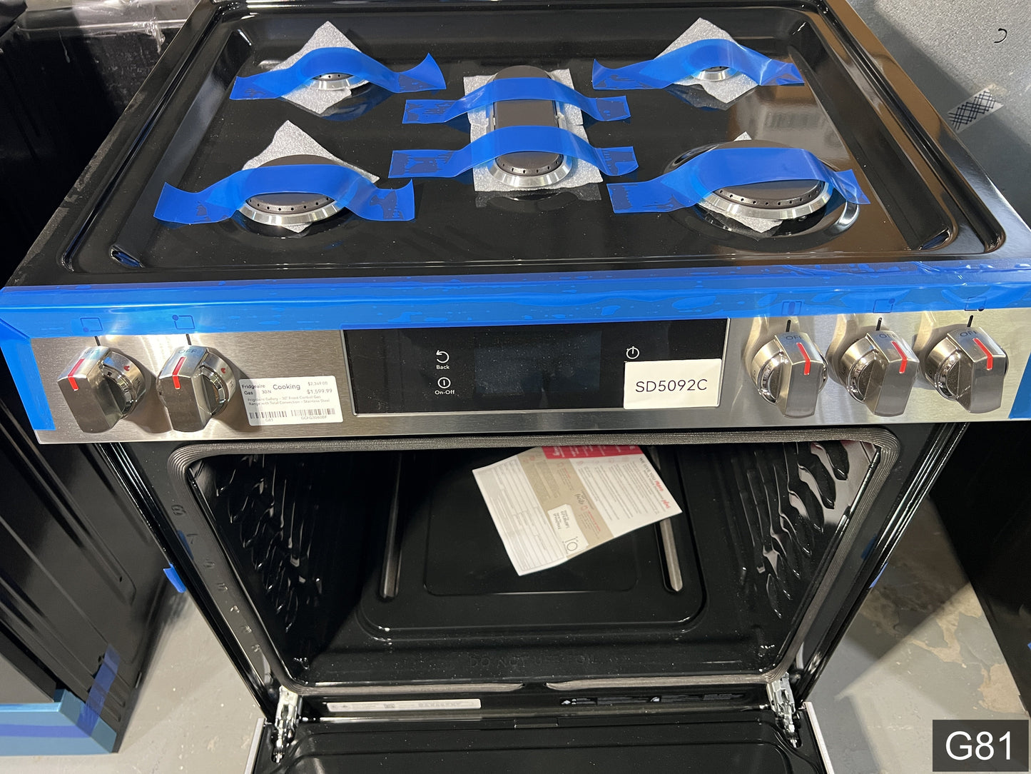 Frigidaire Gallery 30-in 5 burners 6-cu ft Air Fry Convection Oven Slide-In Natural Gas Range ( Fingerprint Resistant Stainless Steel )