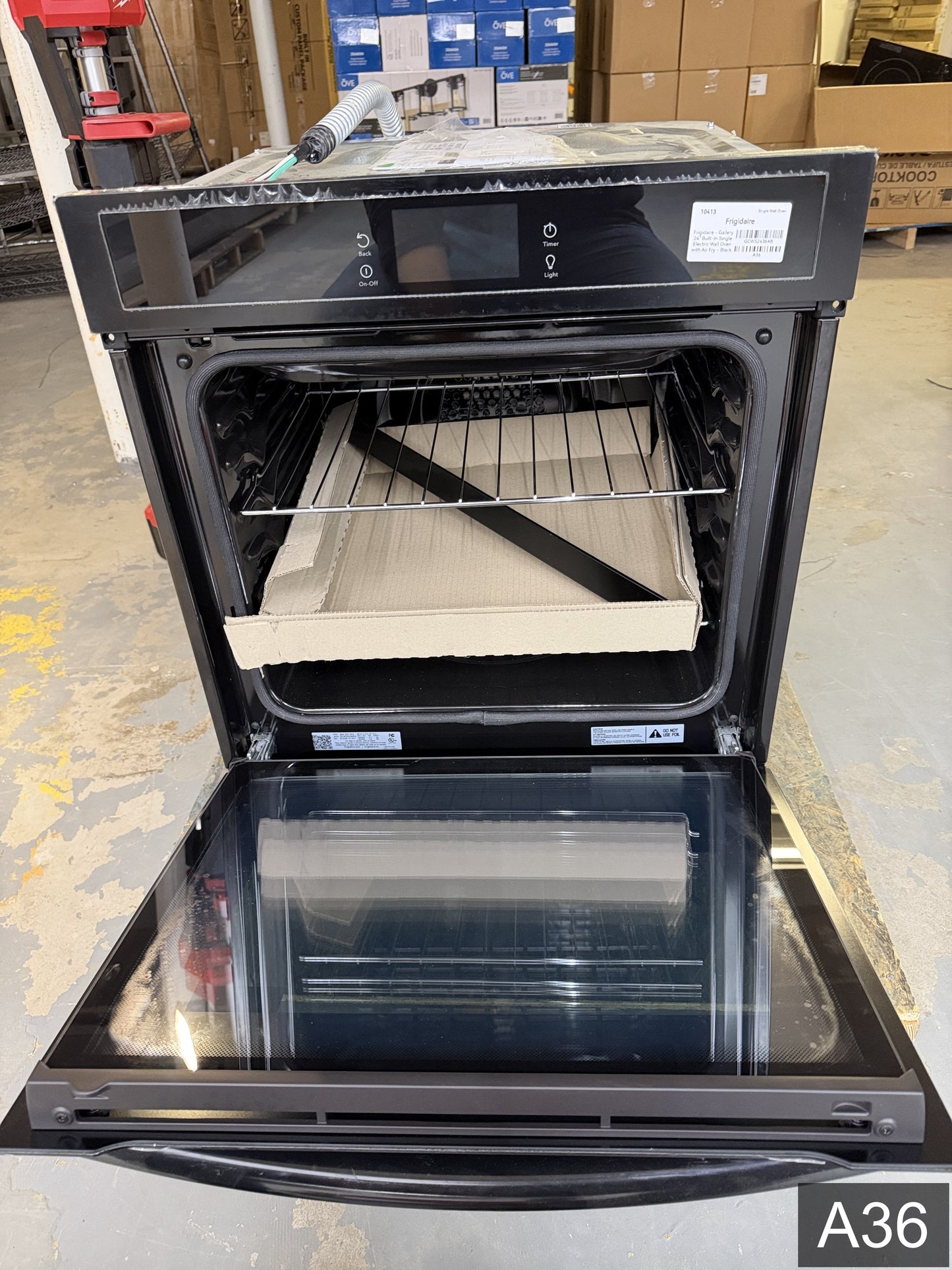 Frigidaire Gallery 24 inch Single Electric Wall Oven with Air Fry True Convection and Self + Steam Cleaning ( Black )