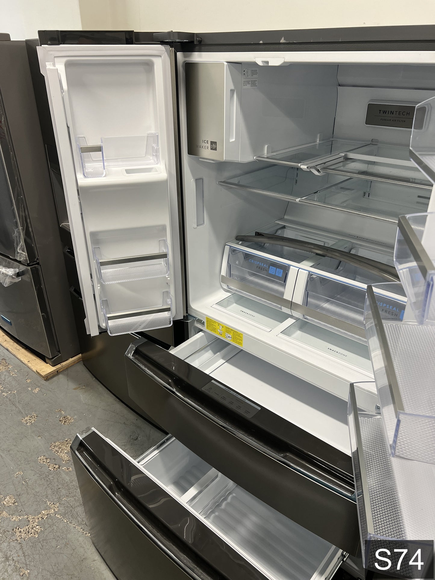 Frigidaire Gallery Standard-Depth 26.3-cu ft 4 -Door 36-in Wide French Door Refrigerator with Ice Maker with Water and Ice Dispenser ( Fingerprint Resistant Stainless Steel ) ENERGY STAR Certified