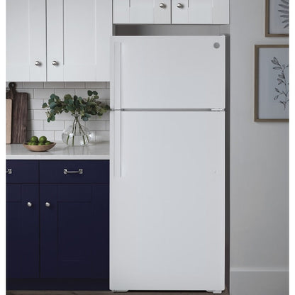 GE Garage-ready 21.9-cu ft Top-Freezer Refrigerator ( White ) Garage Ready