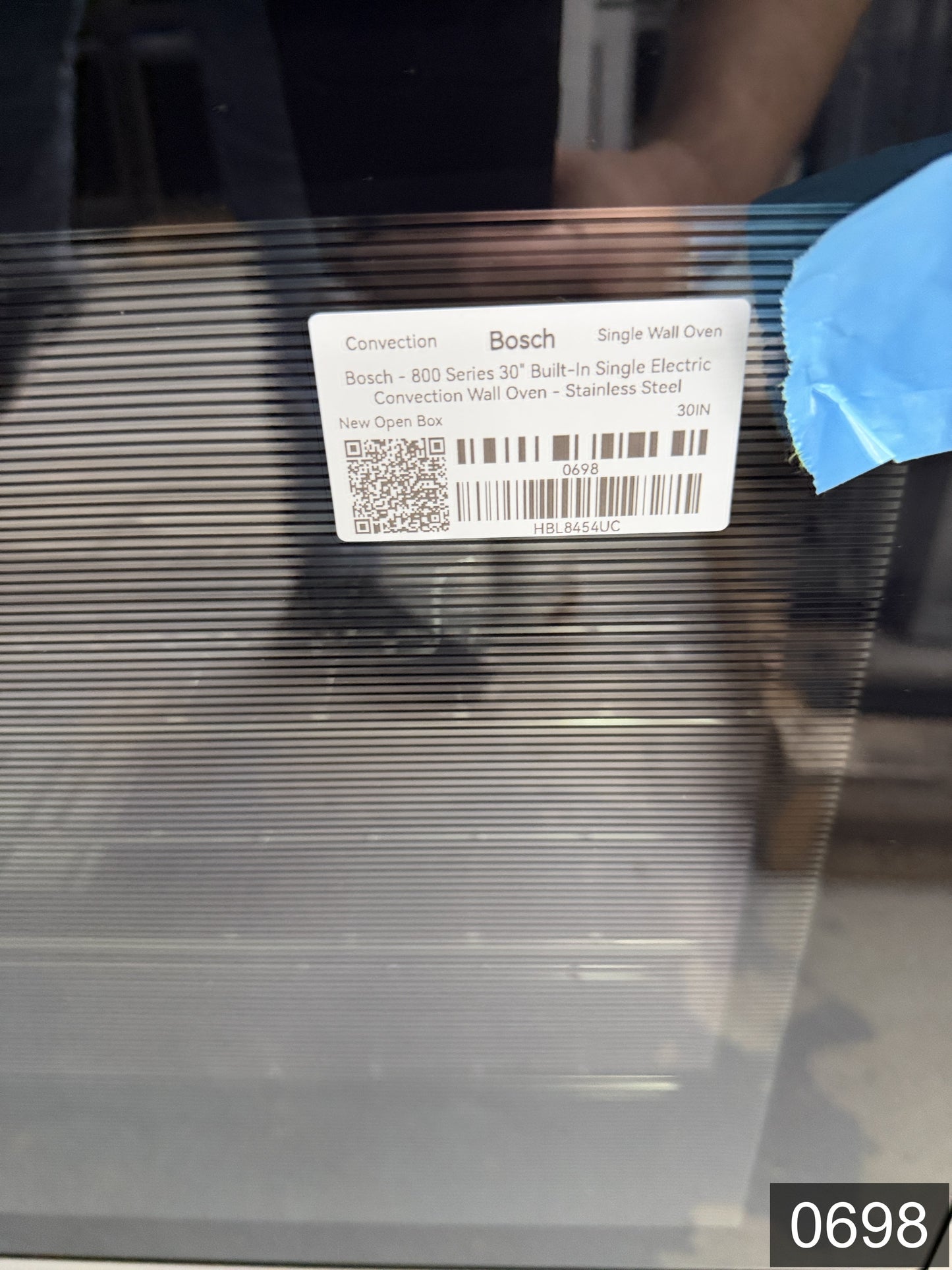 Bosch 800 Series 30 inch Single Electric Wall Oven True Convection and Self-cleaning ( Stainless Steel )