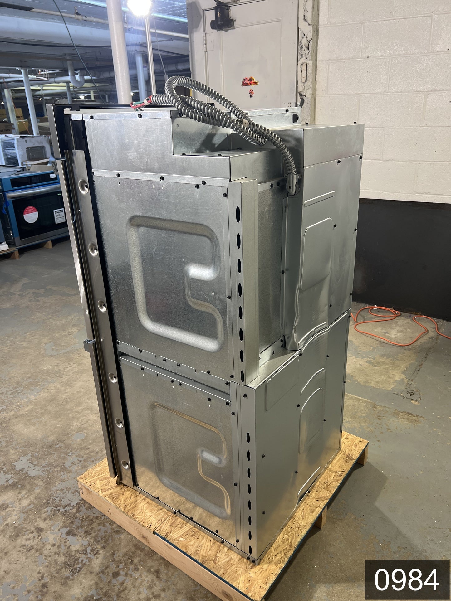 GE 27 inch Smart Compatible Double Electric Wall Oven with Self + Steam Cleaning ( Stainless Steel )