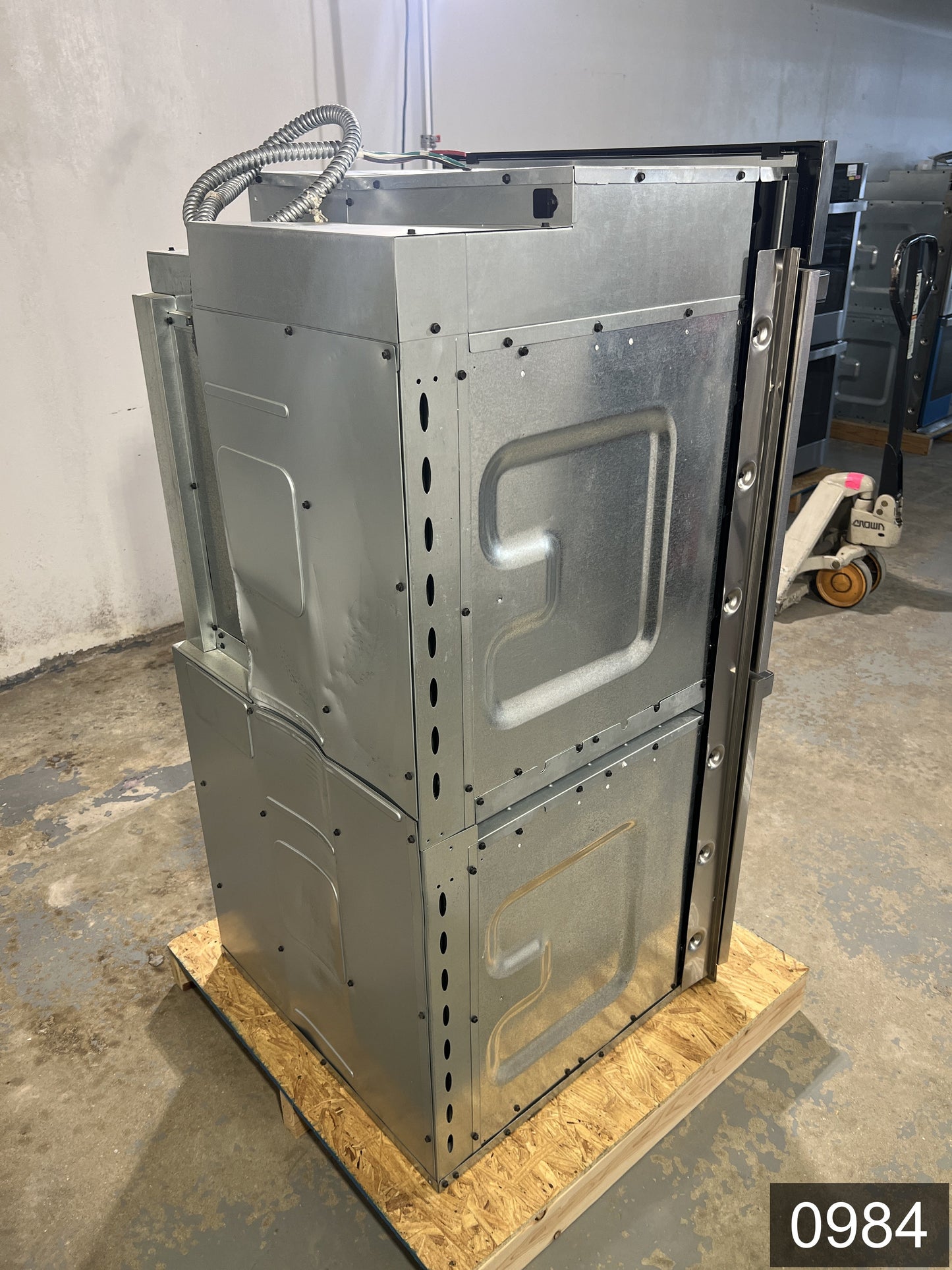 GE 27 inch Smart Compatible Double Electric Wall Oven with Self + Steam Cleaning ( Stainless Steel )