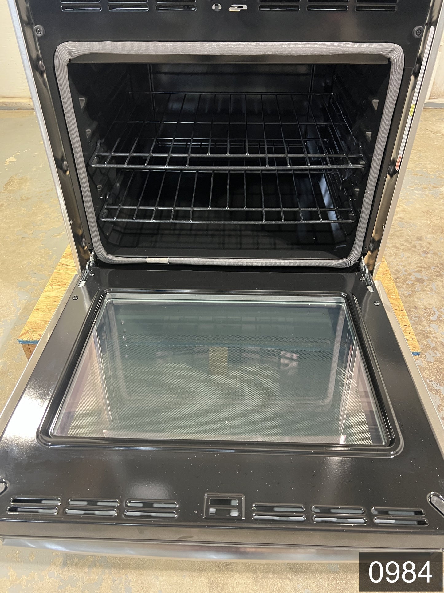 GE 27 inch Smart Compatible Double Electric Wall Oven with Self + Steam Cleaning ( Stainless Steel )