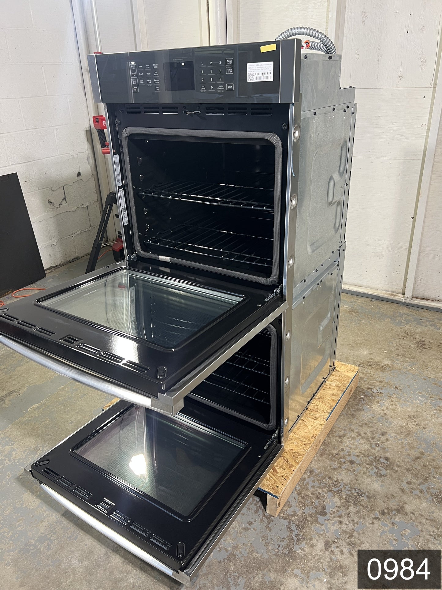 GE 27 inch Smart Compatible Double Electric Wall Oven with Self + Steam Cleaning ( Stainless Steel )