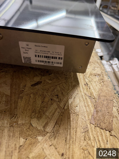 GE 30-in 4 burners Smooth surface Black Electric Cooktop