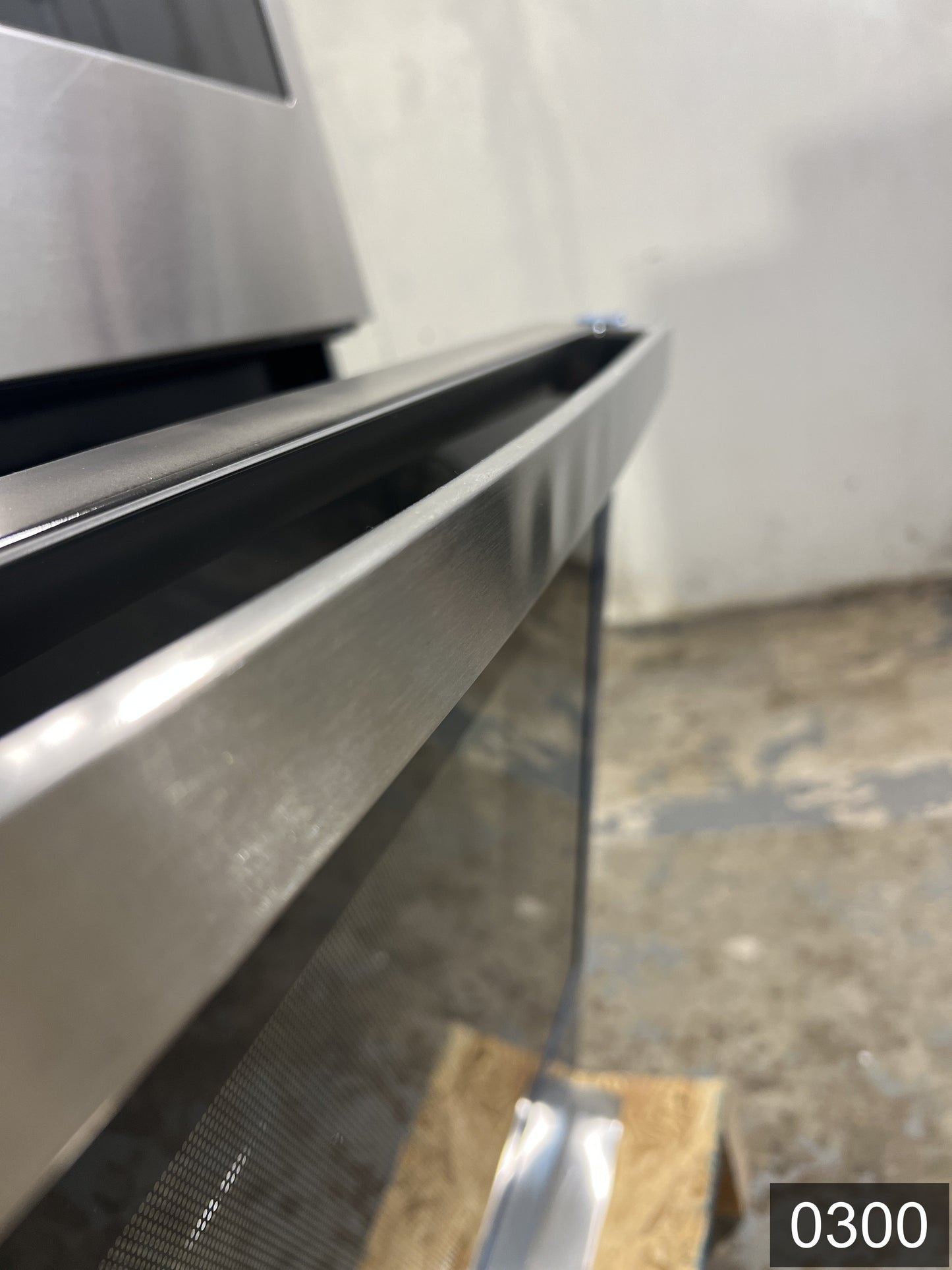 GE 30 inch Smart Compatible Double Electric Wall Oven with Self + Steam Cleaning ( Stainless Steel )