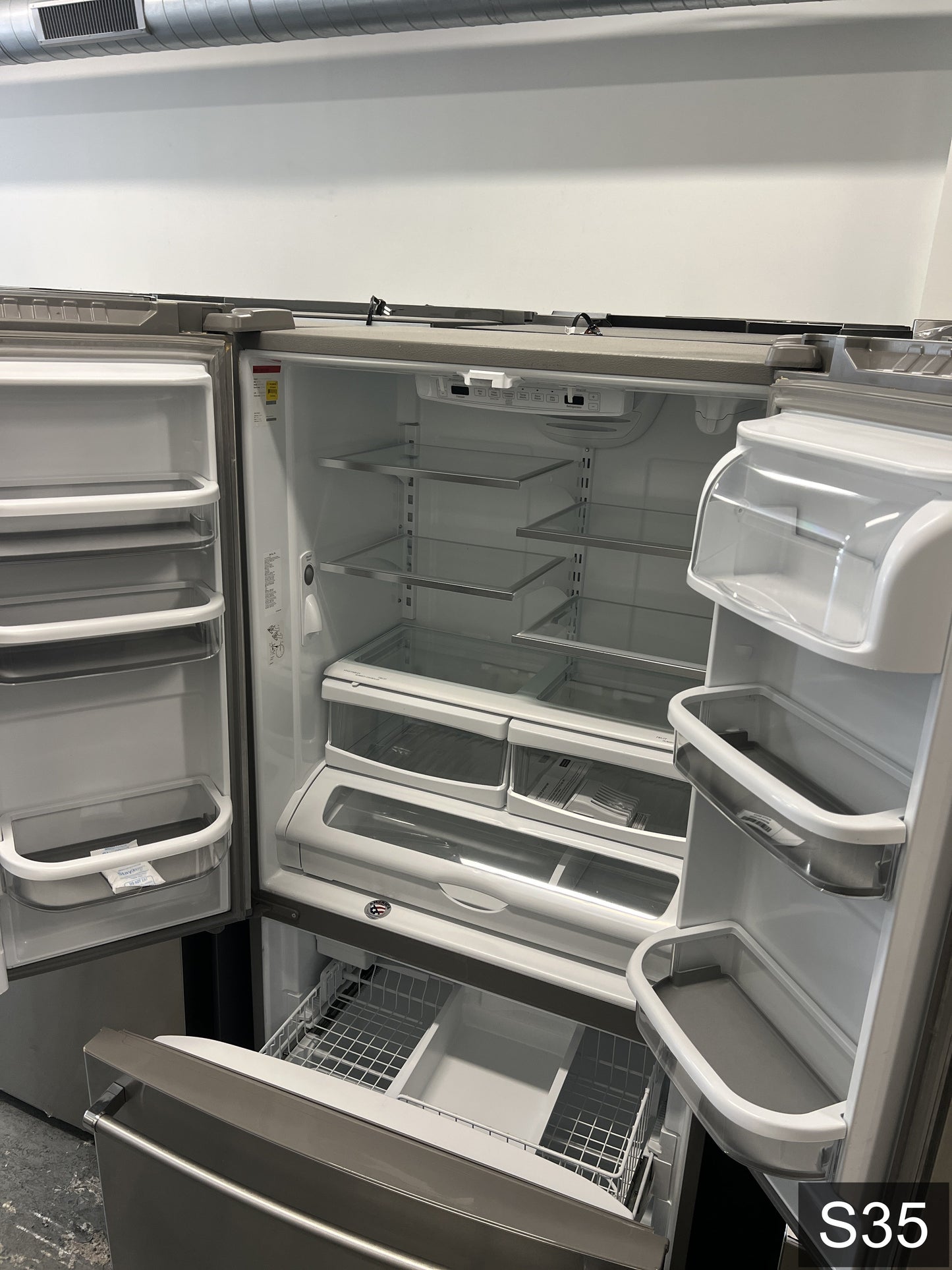 KitchenAid Counter-Depth 20-cu ft 3 -Door 36-in Wide French Door Refrigerator with Ice Maker with Water Dispenser ( Stainless Steel ) ENERGY STAR Certified