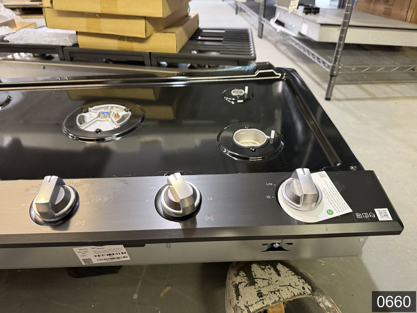 Samsung 36-in 5 burners Black Stainless steel Gas Cooktop (Griddle Included)