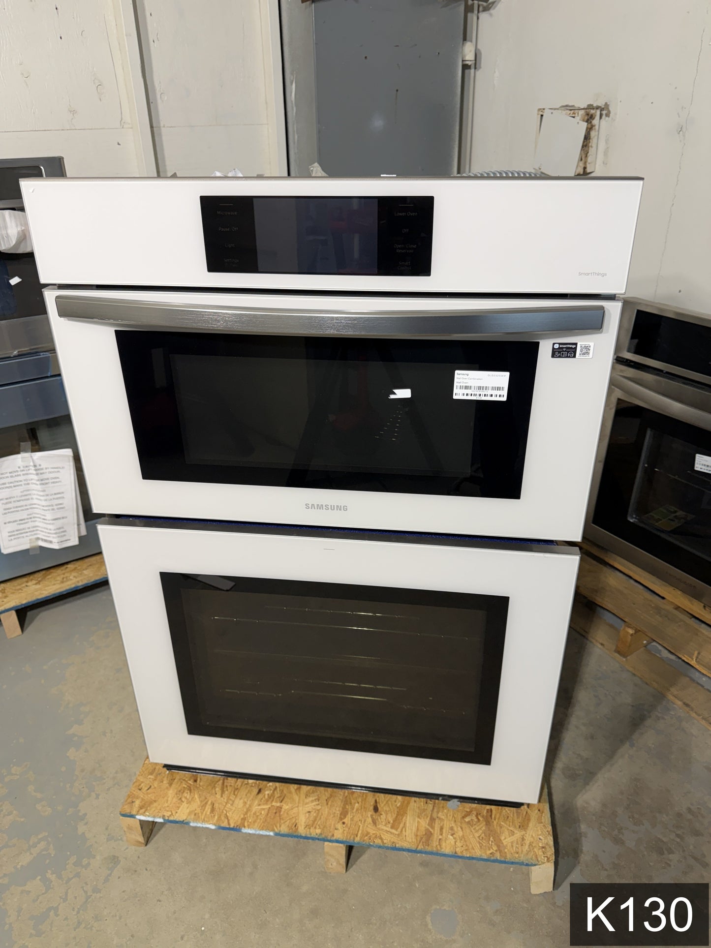 Samsung Bespoke 30 inch Self + Steam Cleaning Air Fry Smart Compatible Microwave Wall Oven Combo ( White Glass )