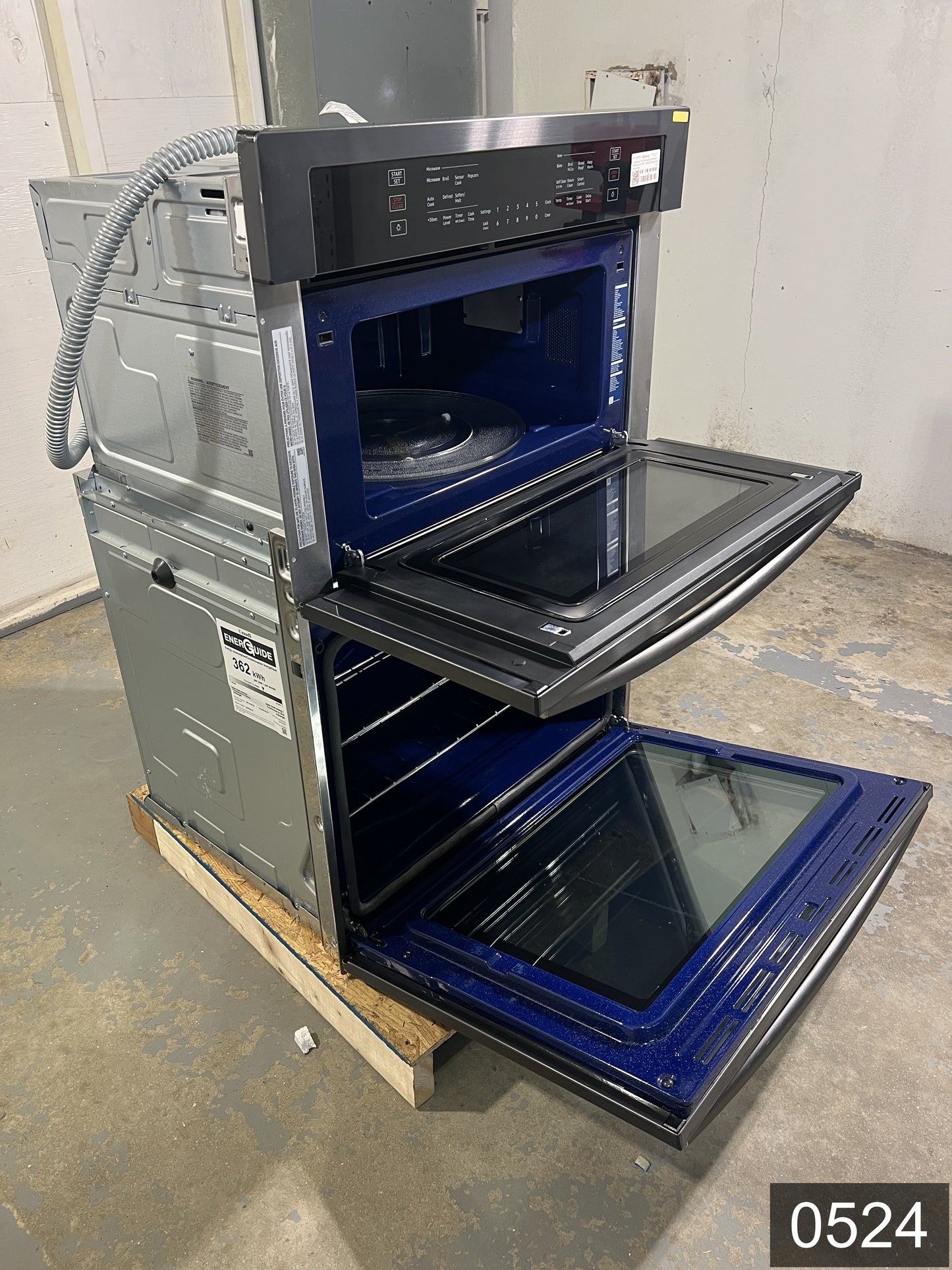 Samsung 30 inch Self + Steam Cleaning Smart Compatible Microwave Wall Oven Combo ( Fingerprint Resistant Black Stainless Steel )