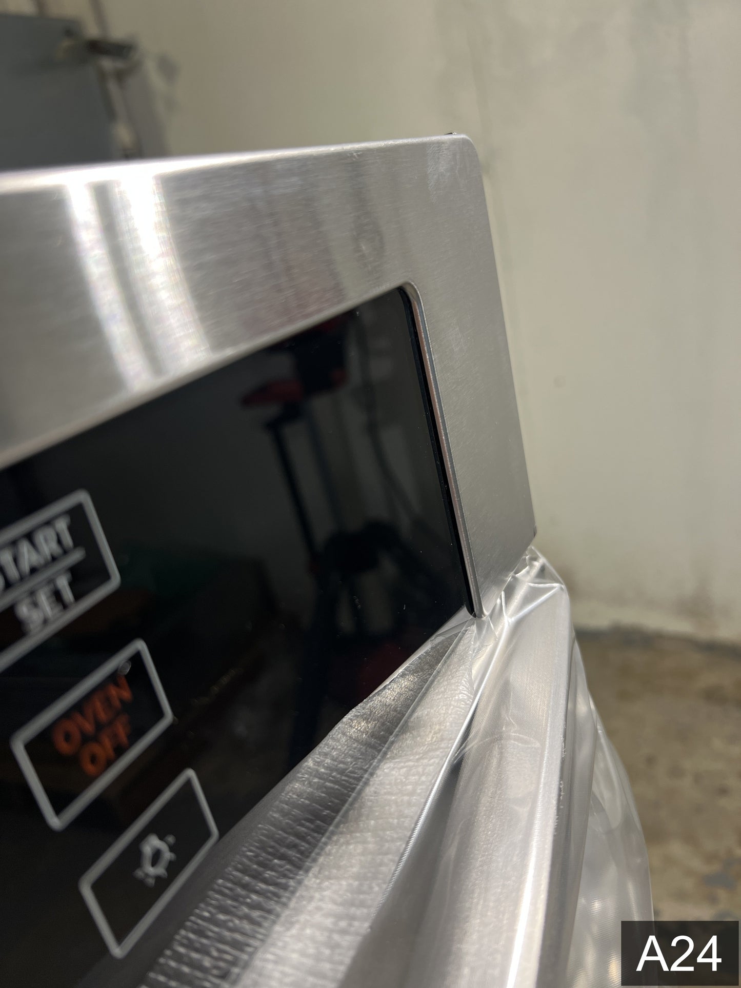 Samsung 30 inch Self + Steam Cleaning Smart Compatible Microwave Wall Oven Combo ( Stainless Steel )