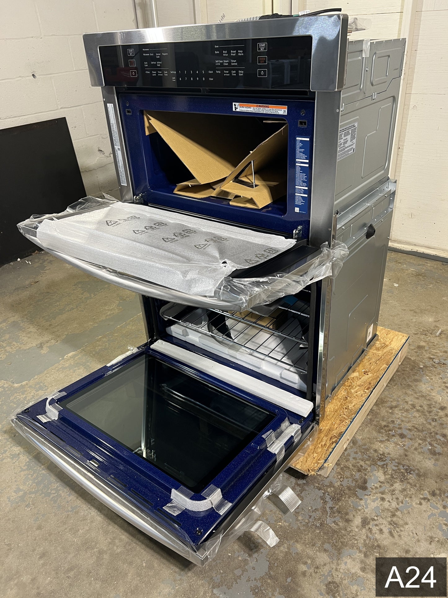 Samsung 30 inch Self + Steam Cleaning Smart Compatible Microwave Wall Oven Combo ( Stainless Steel )