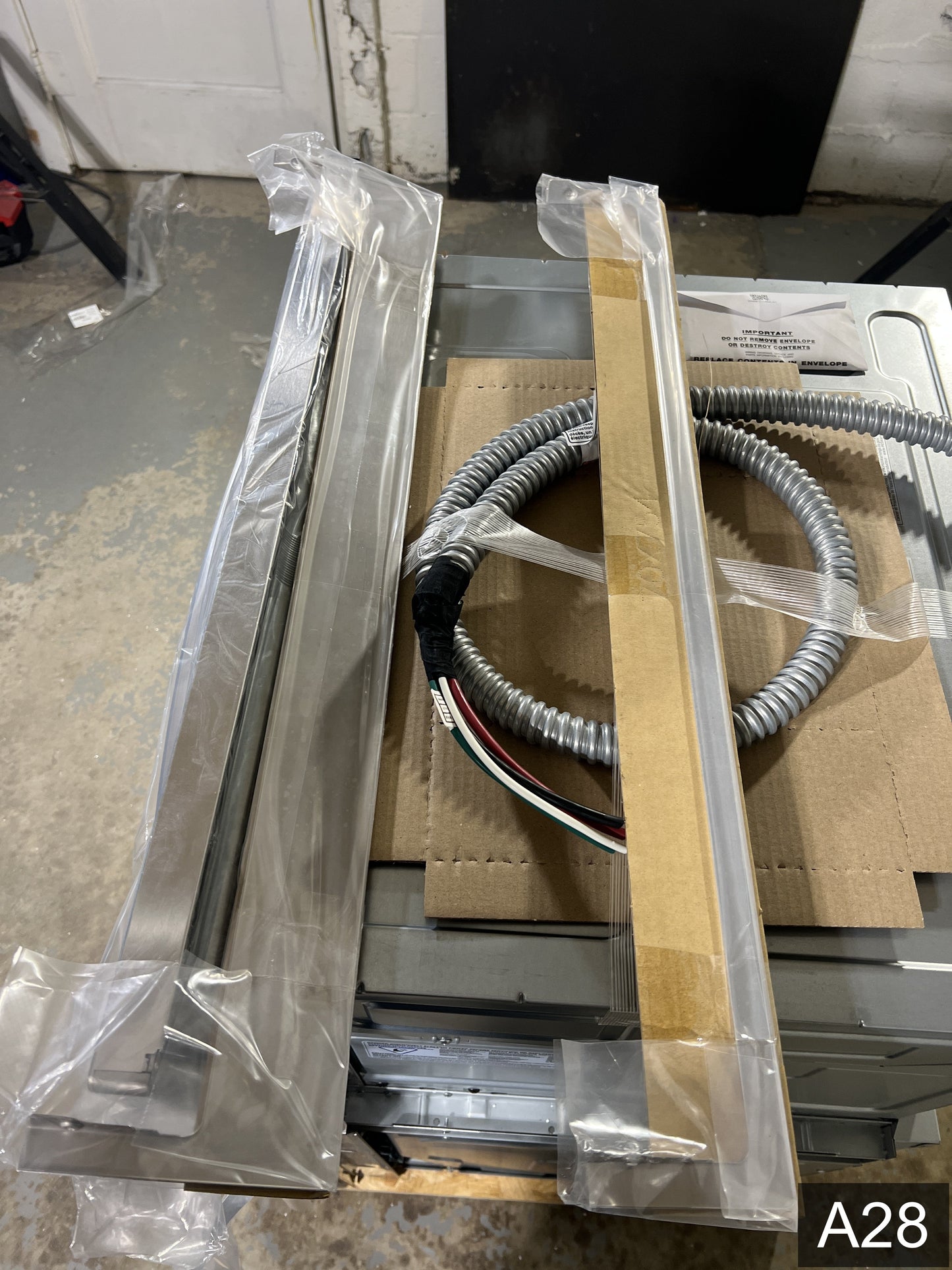 Samsung 30 inch Self + Steam Cleaning Smart Compatible Microwave Wall Oven Combo ( Stainless Steel )