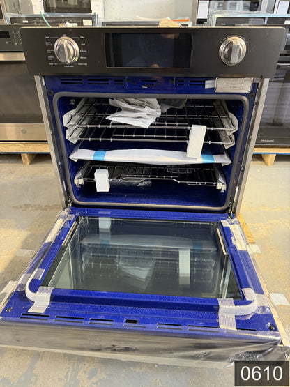 Samsung Steam Cook with Flex Duo 30 inch Single Electric Wall Oven True Convection and Self-cleaning ( Fingerprint Resistant Black Stainless Steel )