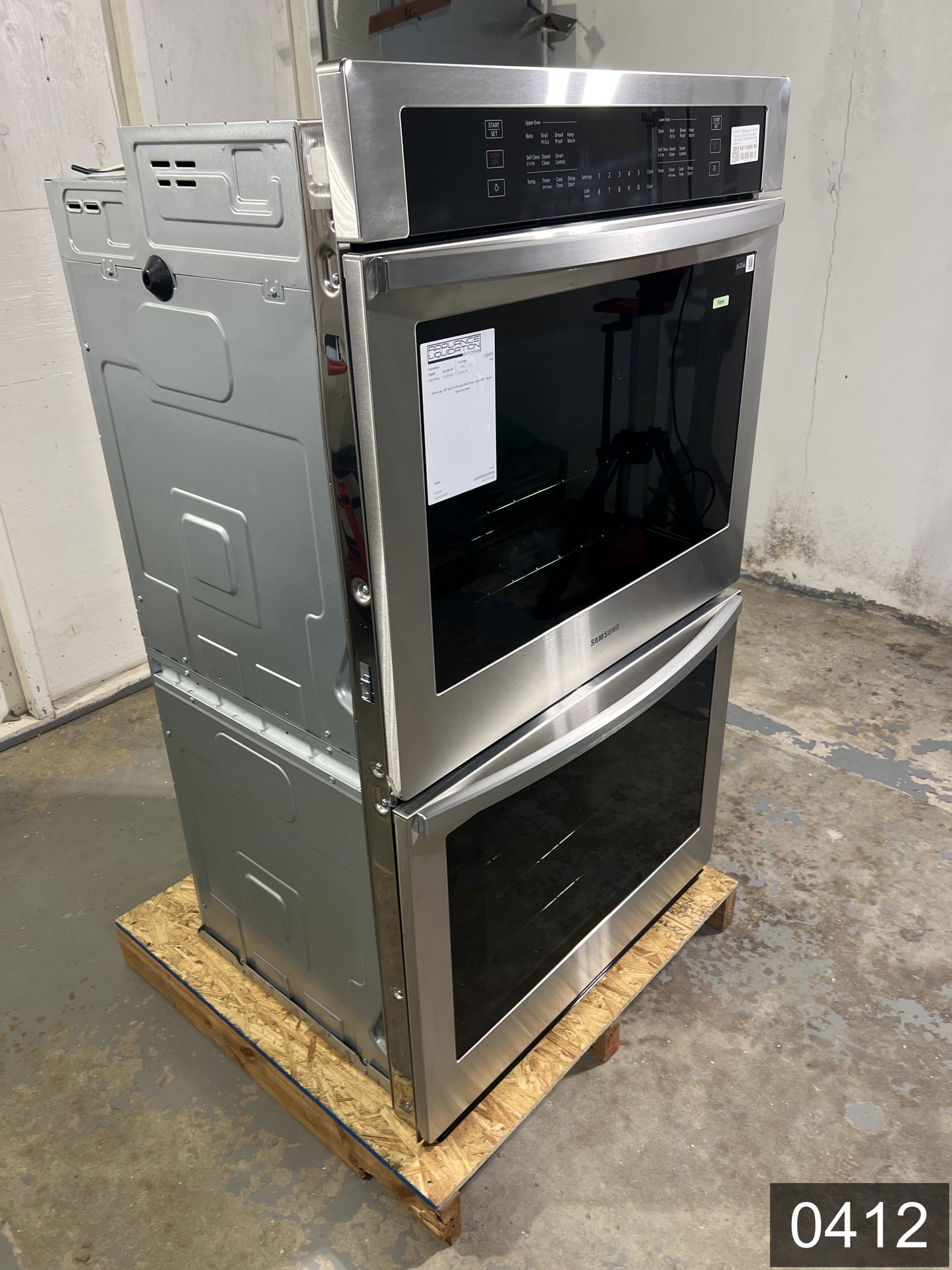 Samsung 30 inch Smart Compatible Double Electric Wall Oven with Self + Steam Cleaning ( Fingerprint Resistant Black Stainless Steel )