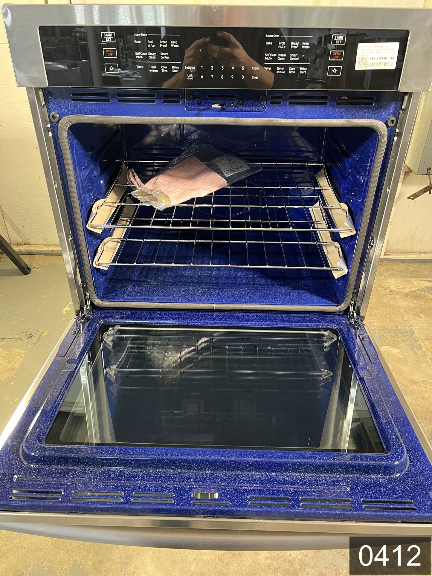 Samsung 30 inch Smart Compatible Double Electric Wall Oven with Self + Steam Cleaning ( Fingerprint Resistant Black Stainless Steel )