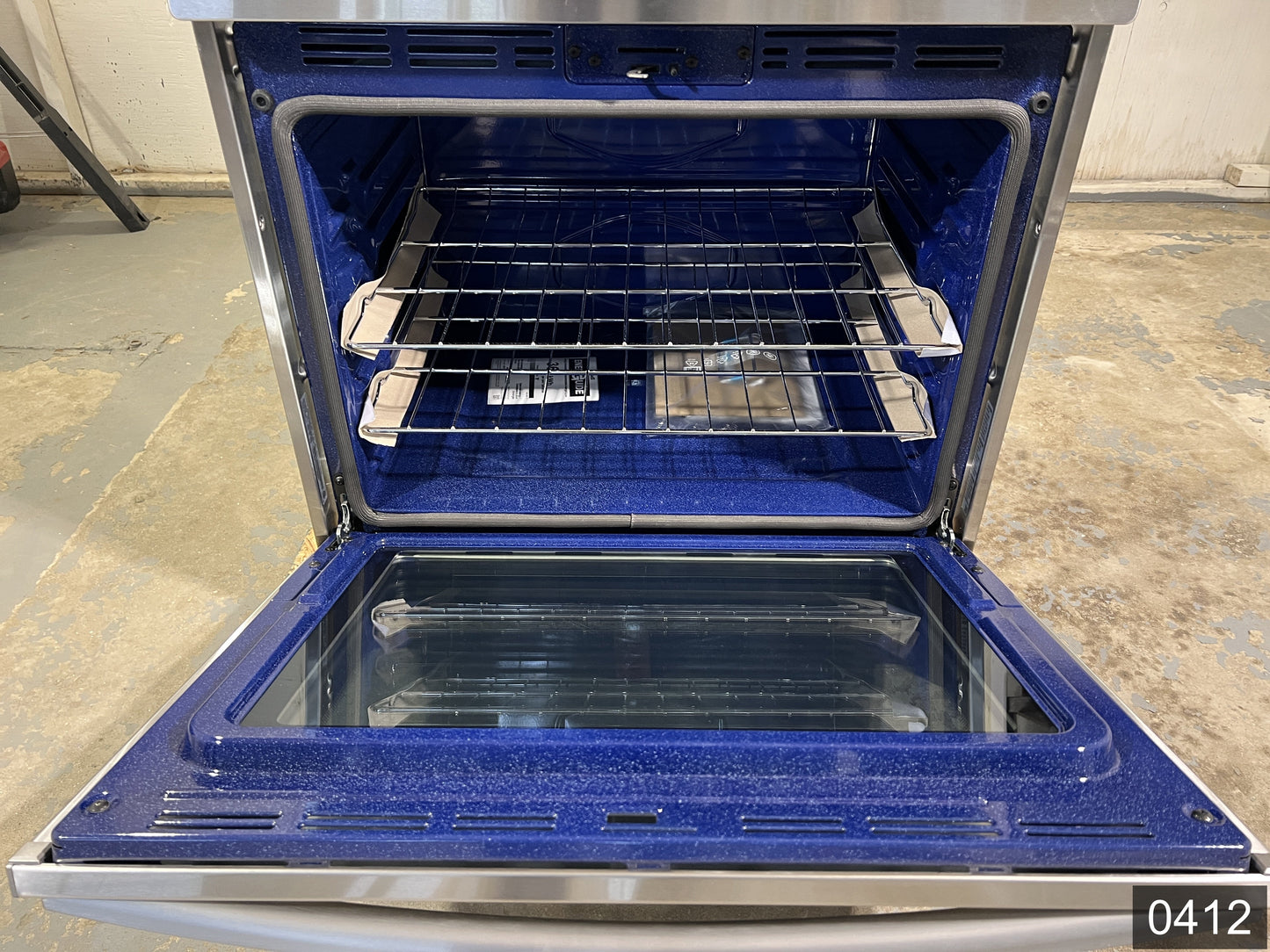 Samsung 30 inch Smart Compatible Double Electric Wall Oven with Self + Steam Cleaning ( Fingerprint Resistant Black Stainless Steel )