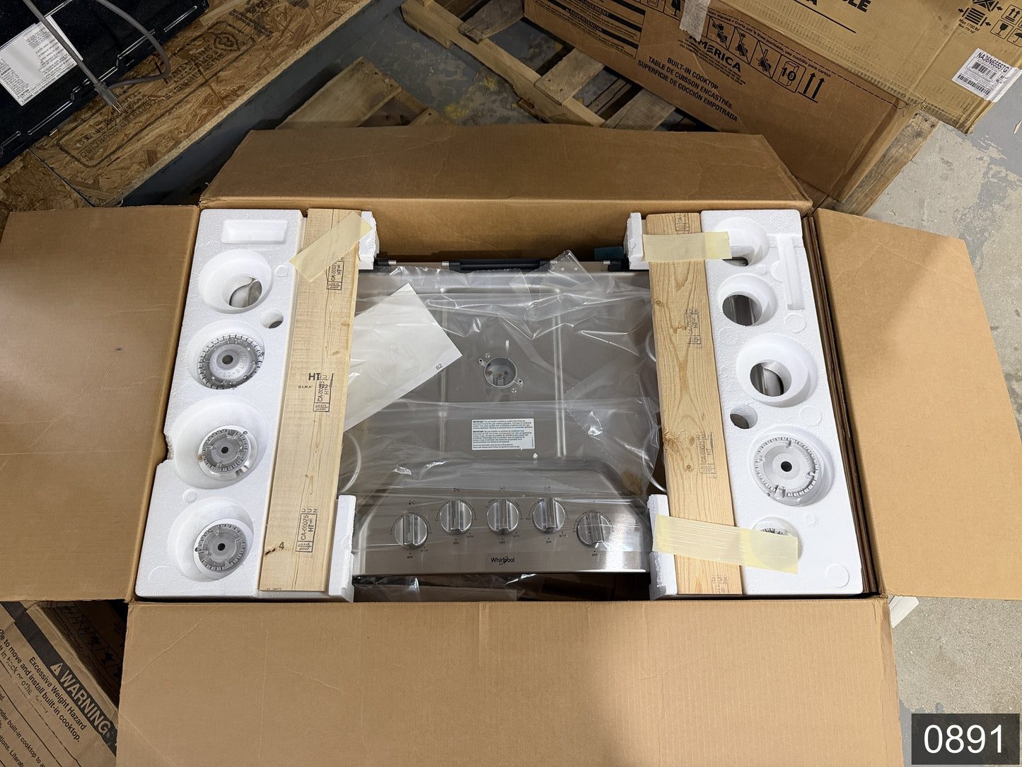 Whirlpool 36-in 5 burners Stainless steel Gas Cooktop (Griddle Included)