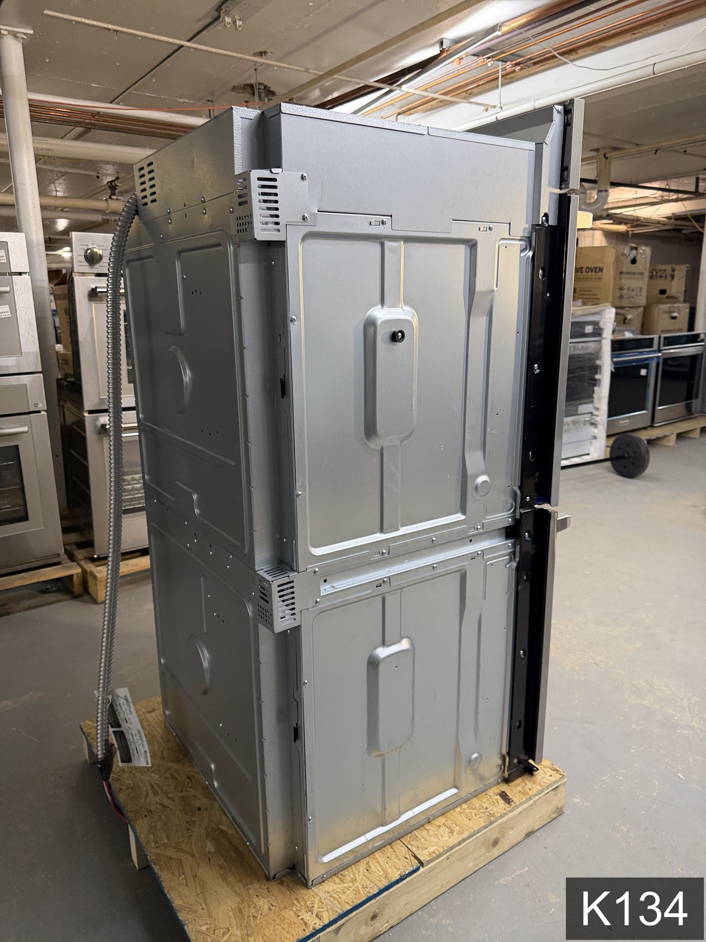 LG STUDIO InstaView 30 inch Smart Compatible Double Electric Wall Oven with Air Fry Self-cleaning ( PrintProof Stainless Steel )