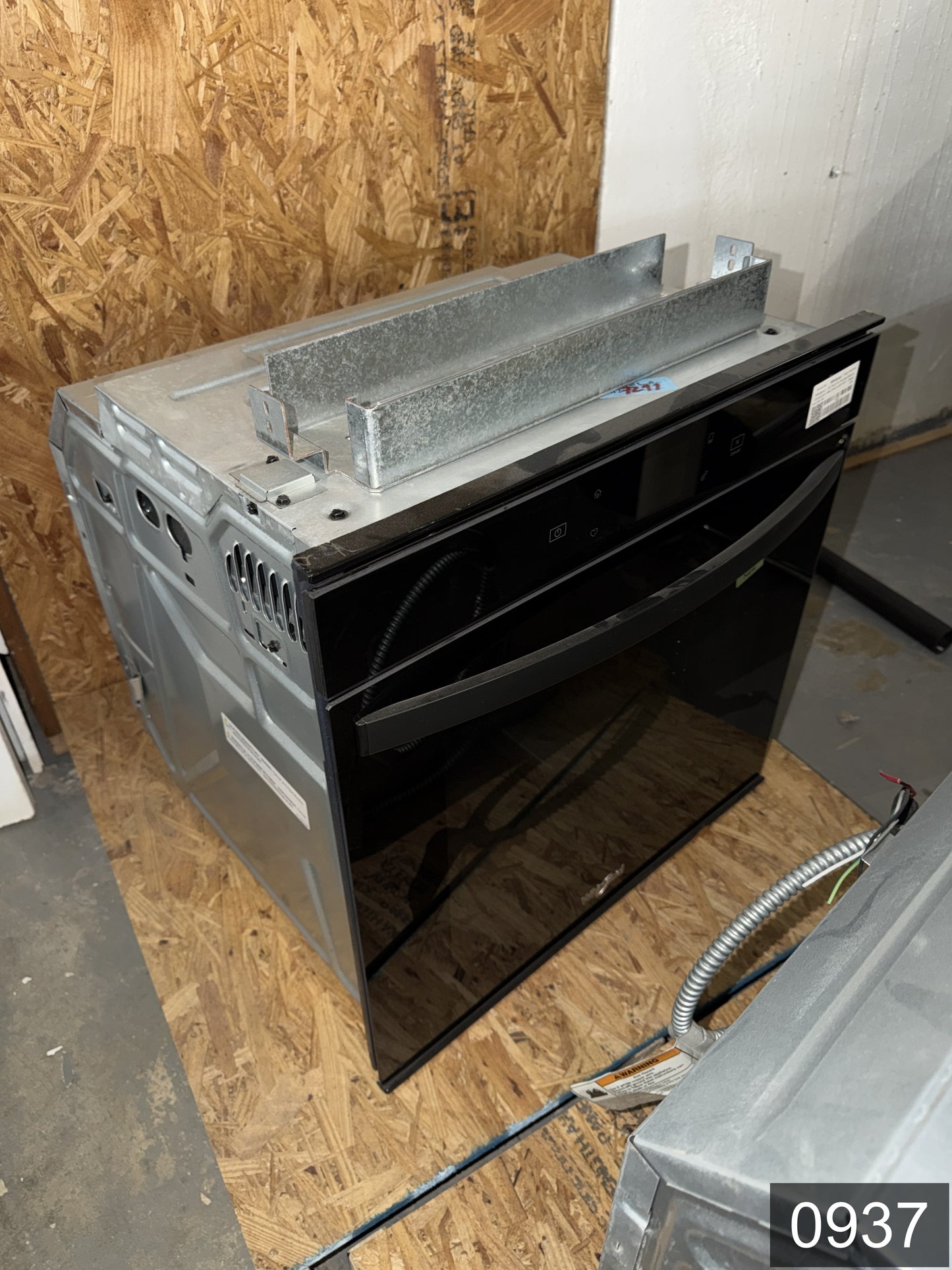 Whirlpool 24 inch Smart Compatible Double Electric Wall Oven with Self-cleaning ( Black )