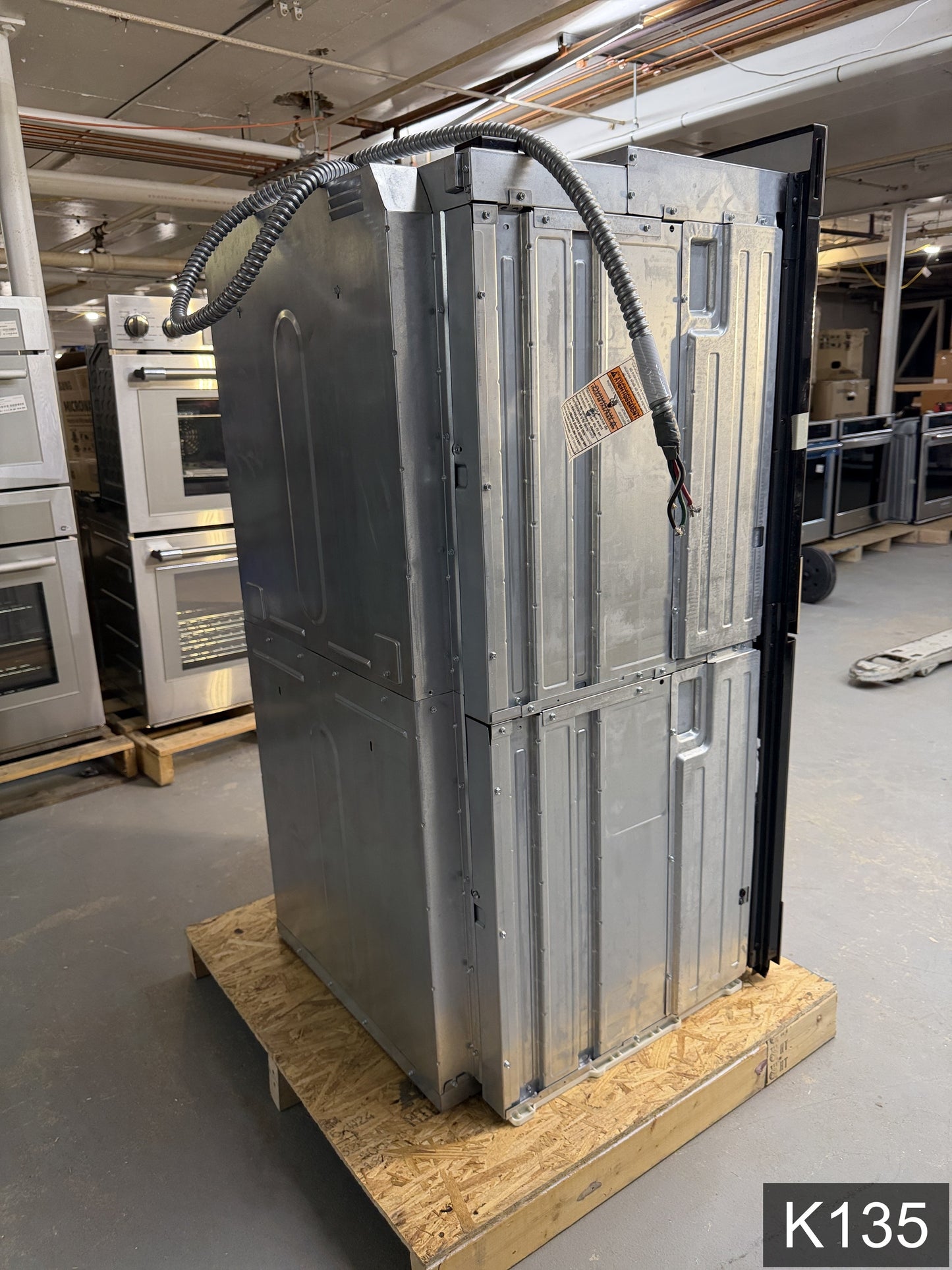 Whirlpool 30 inch Smart Compatible Double Electric Wall Oven with Air Fry Self-cleaning ( Fingerprint Resistant Stainless Steel )