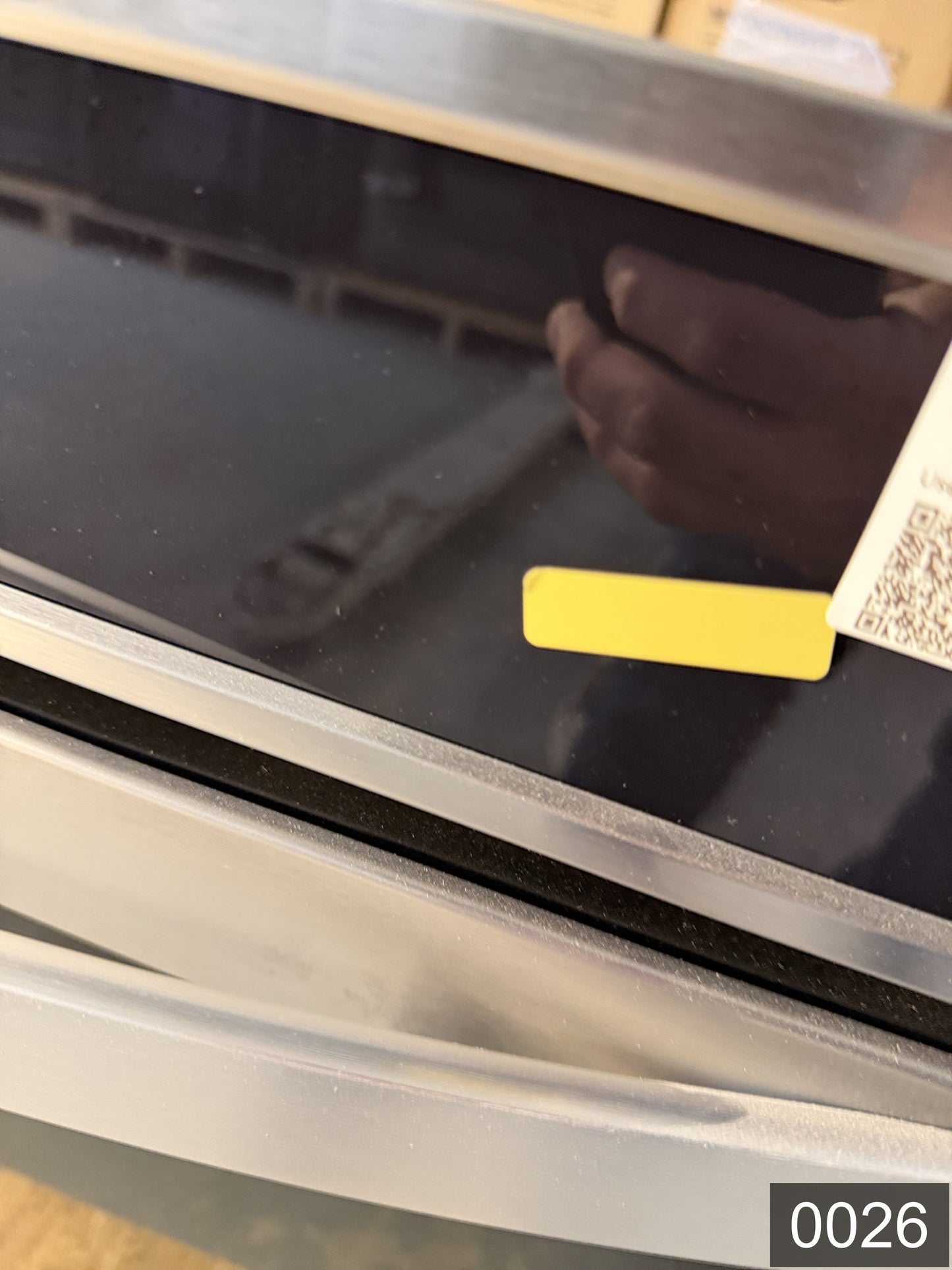 Whirlpool Smart 30 inch Smart Compatible Single Electric Wall Oven Self-cleaning ( Stainless steel )