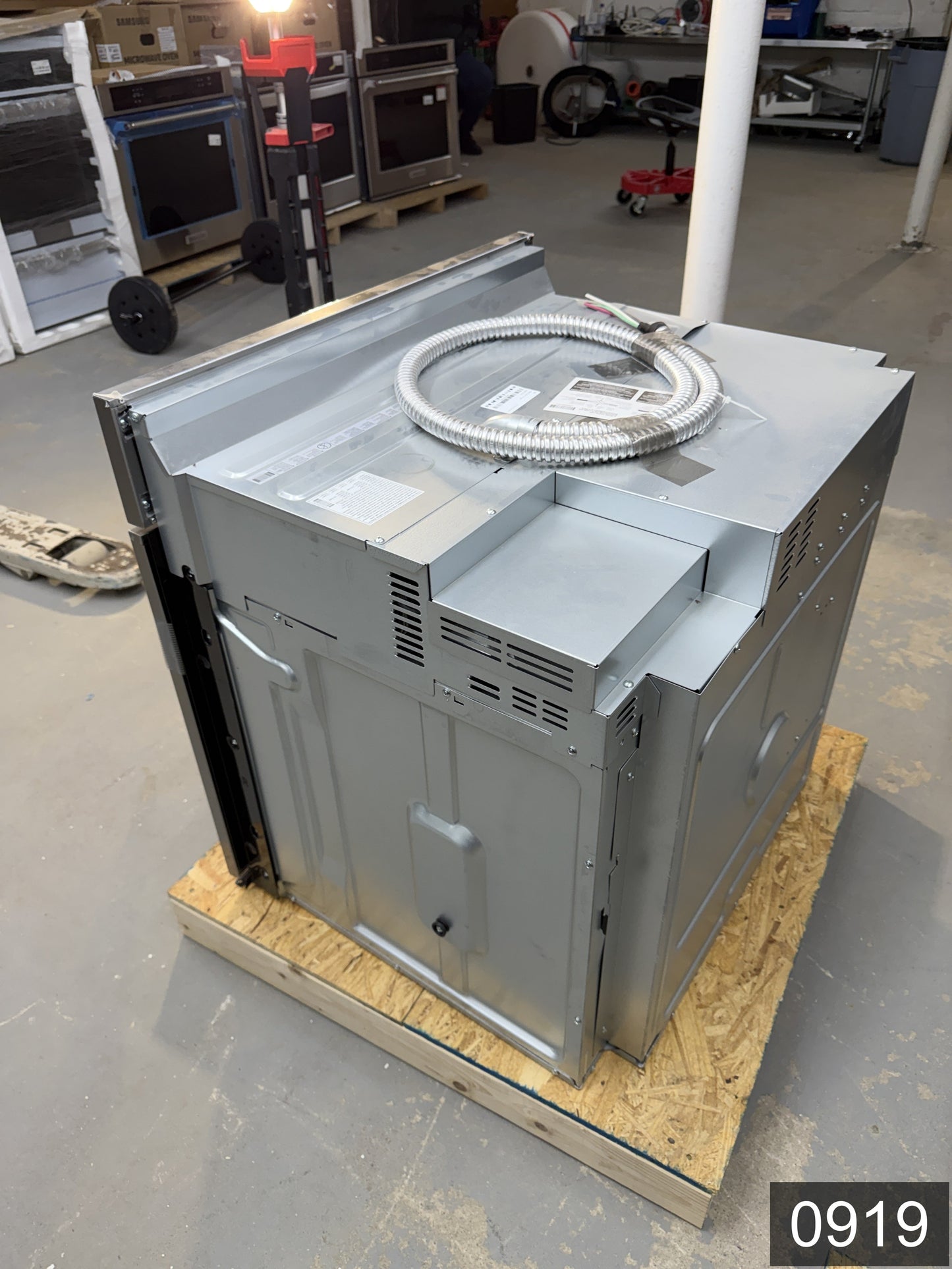 LG Air Fry with Easy Clean 30 inch Smart Compatible Single Electric Wall Oven with Air Fry Single-fan and Self-cleaning ( PrintProof Stainless Steel )